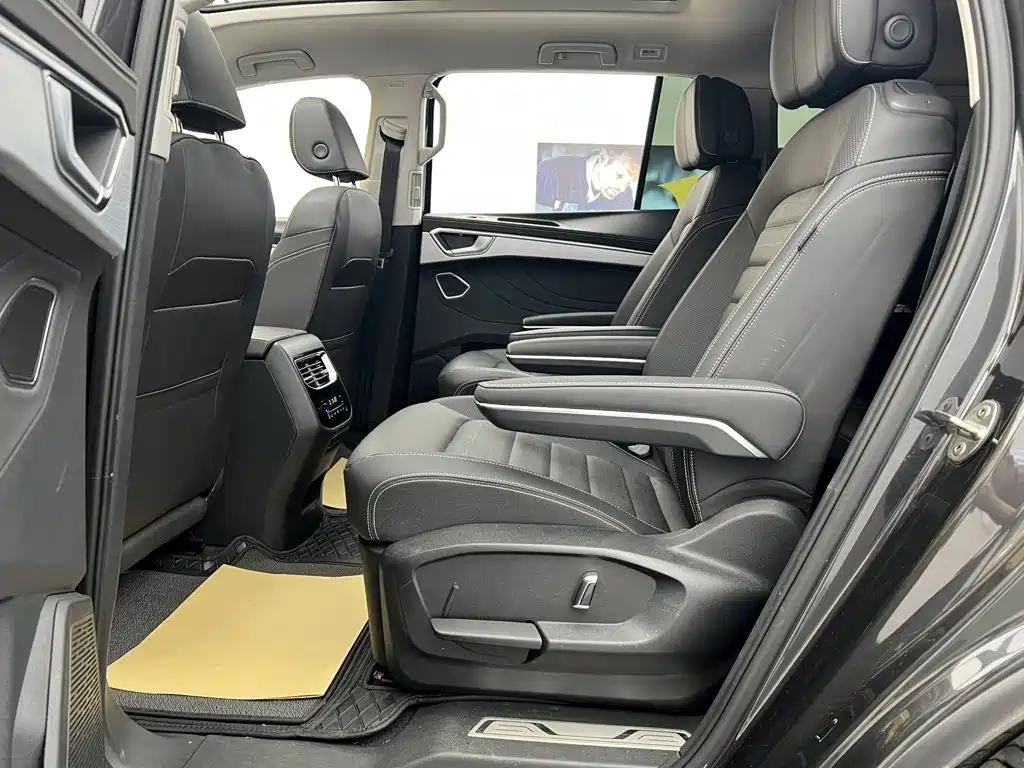 Volkswagen Talagon — миниатюра 21