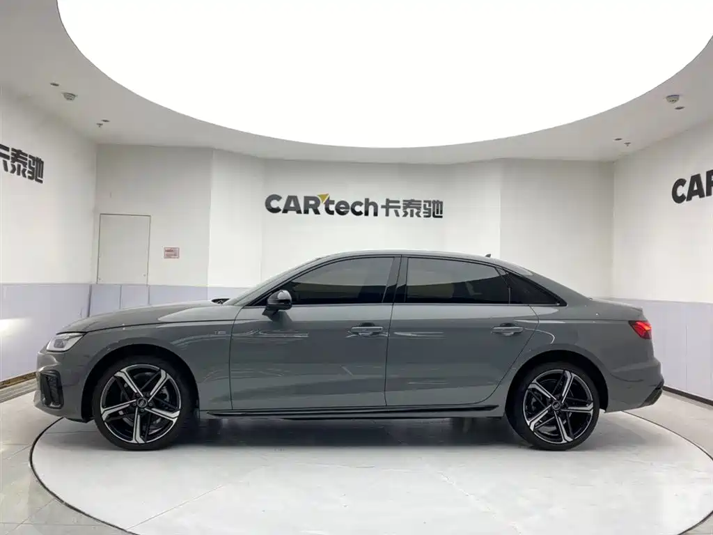 Audi A4L 2024 40 TFSI Luxury
