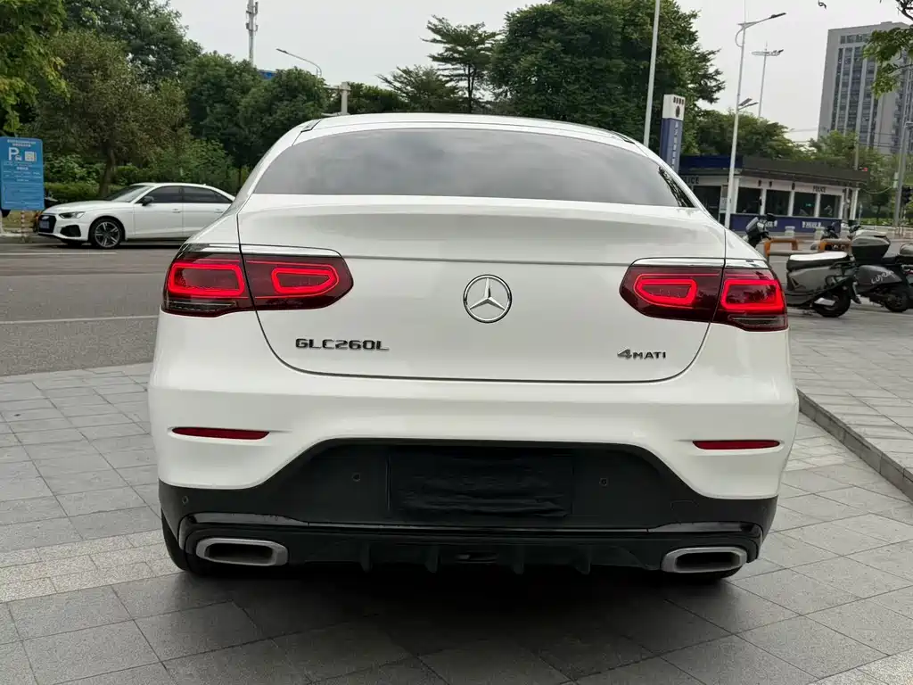 Mercedes-Benz GLC Coupe — миниатюра 8