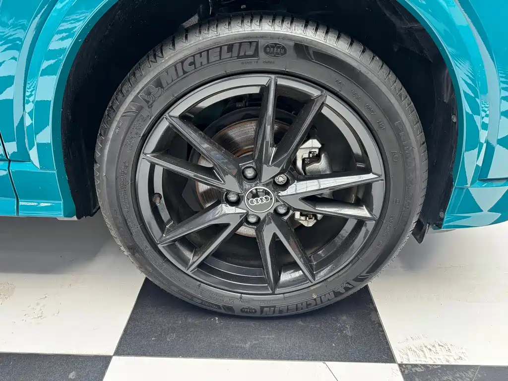 Audi Q2L — миниатюра 8