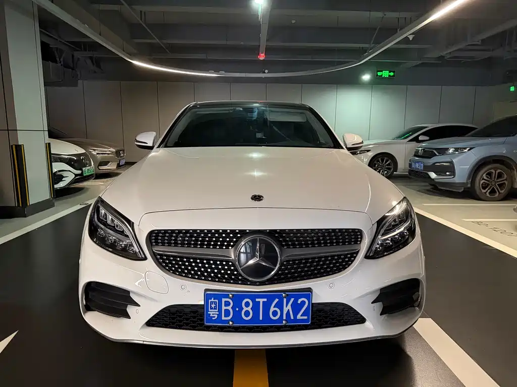 Mercedes-Benz C-Class — миниатюра 2