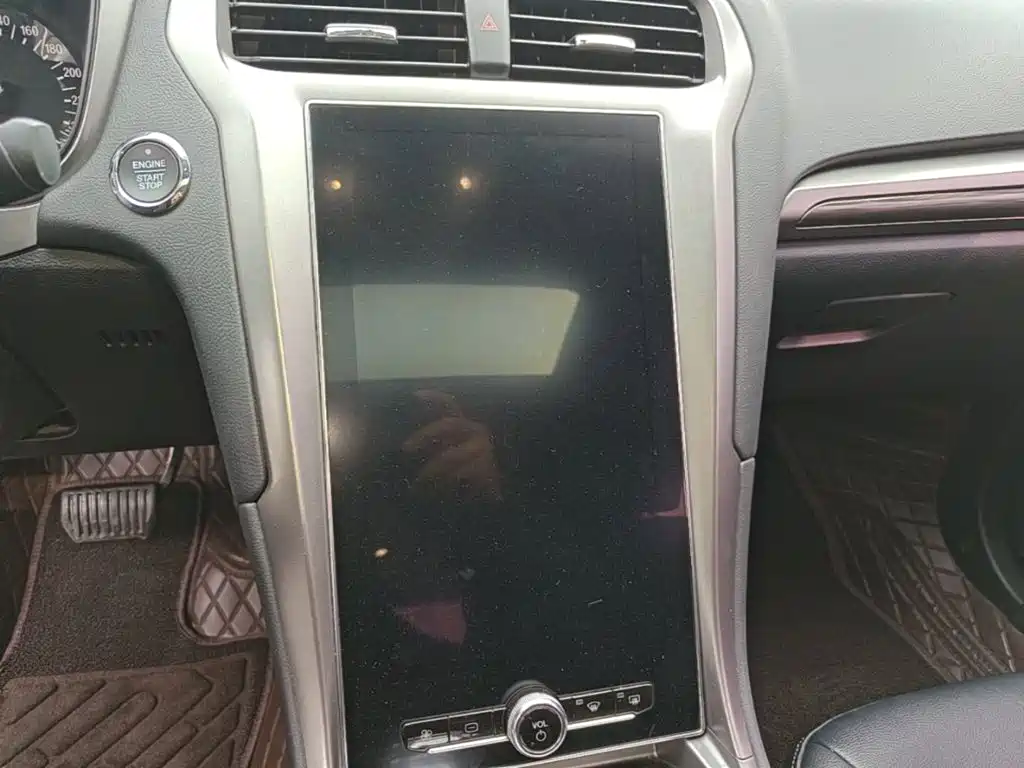 Ford Mondeo — миниатюра 13