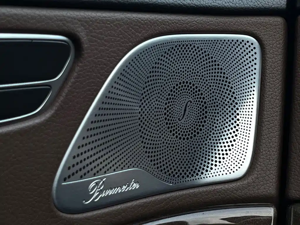Mercedes-Benz S-Class — миниатюра 22
