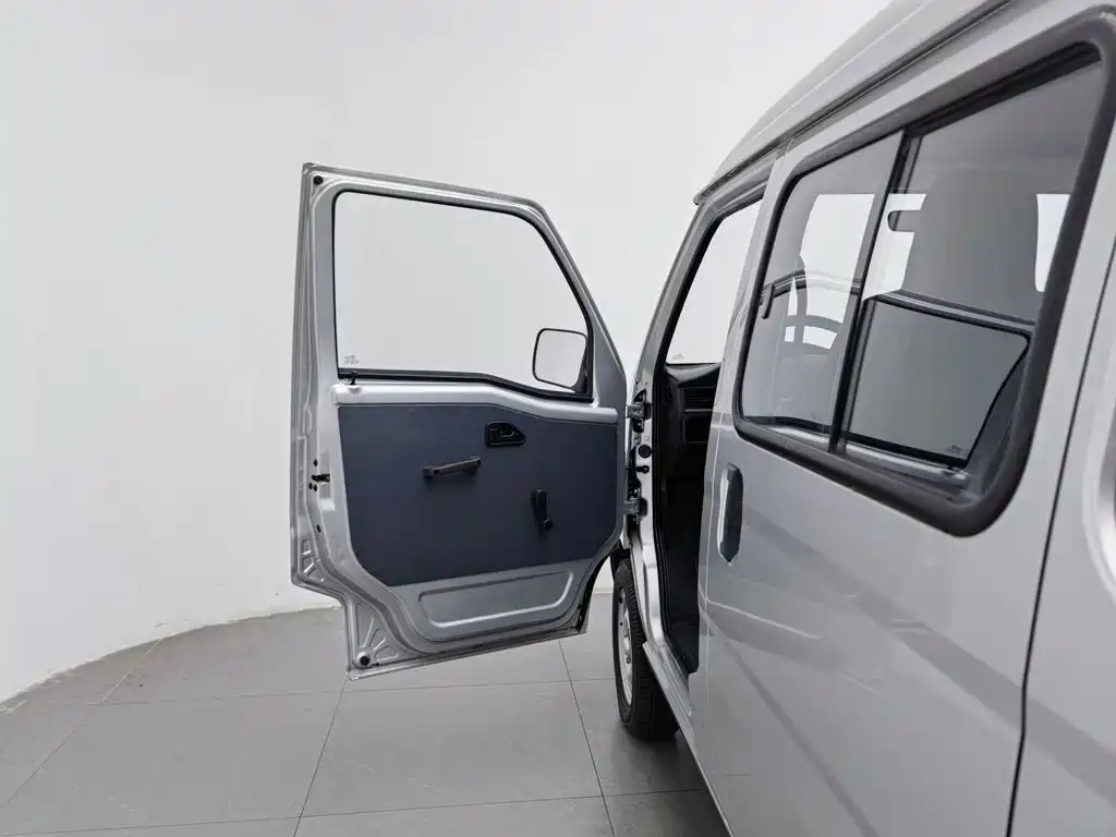 Wuling Zhiguang — миниатюра 8