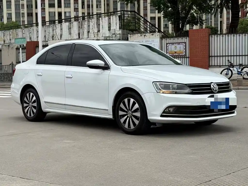 Volkswagen Sagitar — миниатюра 3