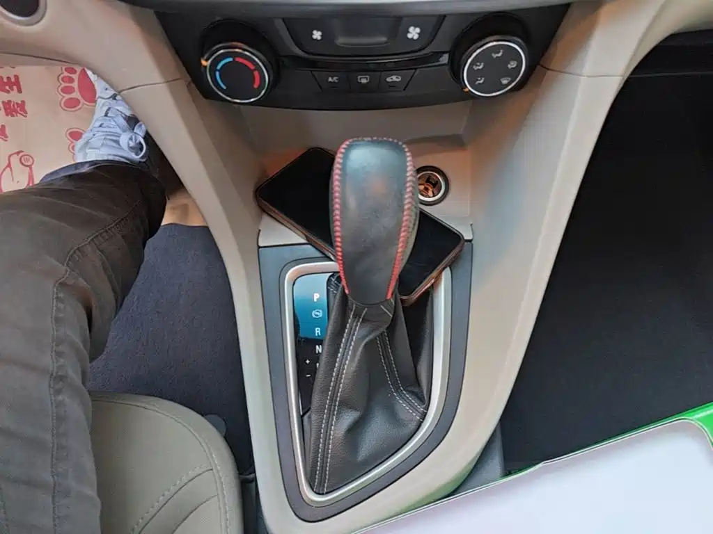 Buick Excelle — миниатюра 14
