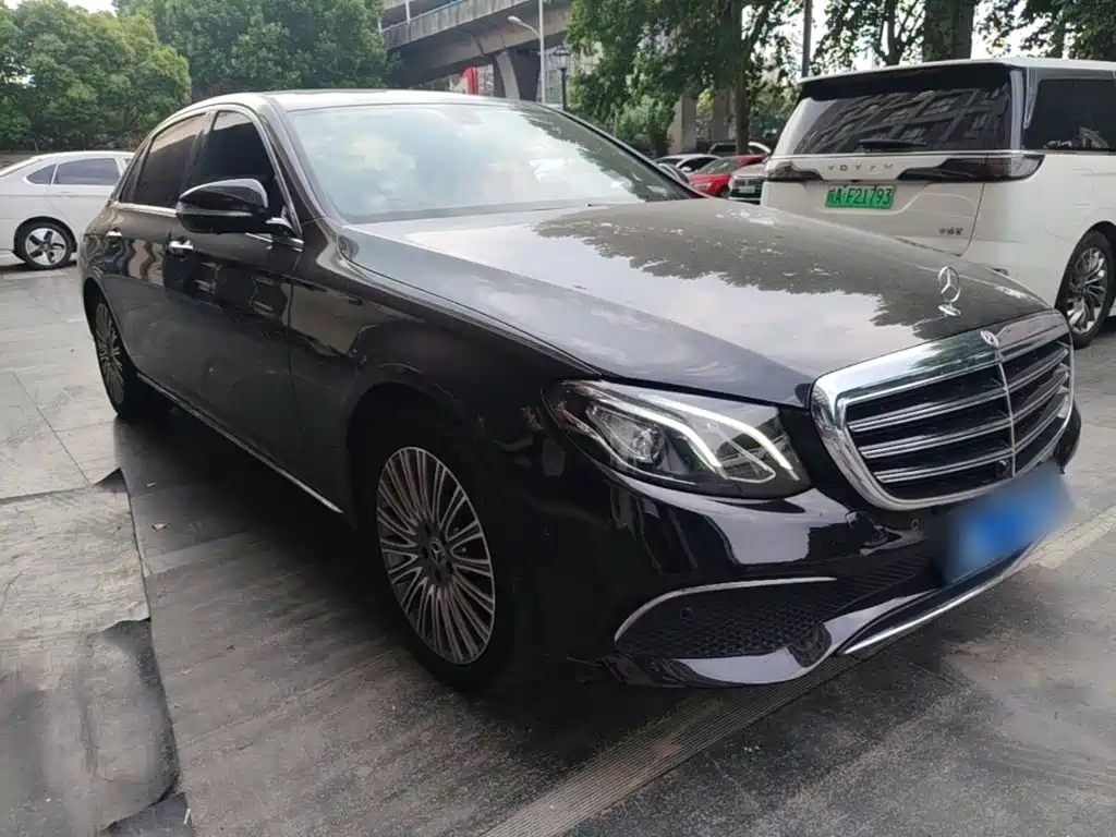 Mercedes-Benz E-Class E 2020 E 300 L Fashion