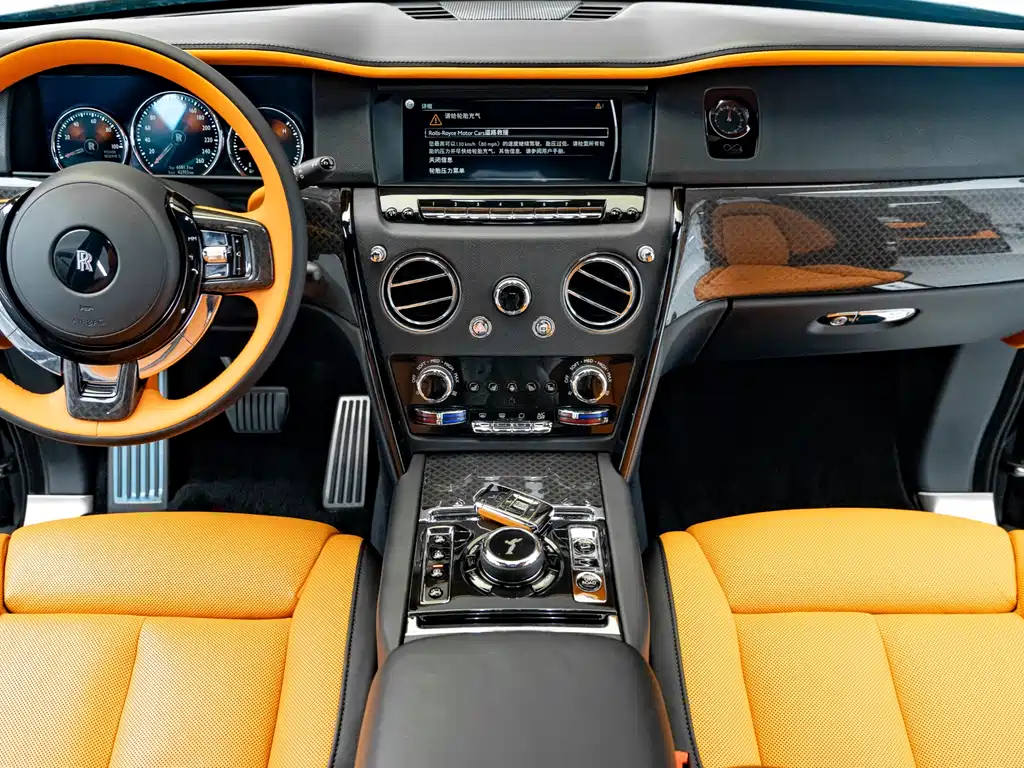 ROLLS-ROYCE CULLINAN