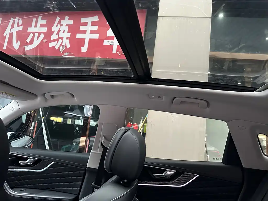 Hongqi Hongqi HS5 — миниатюра 8