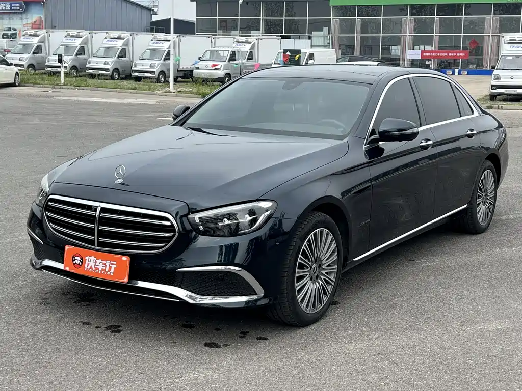 Mercedes-Benz E-Class 2024