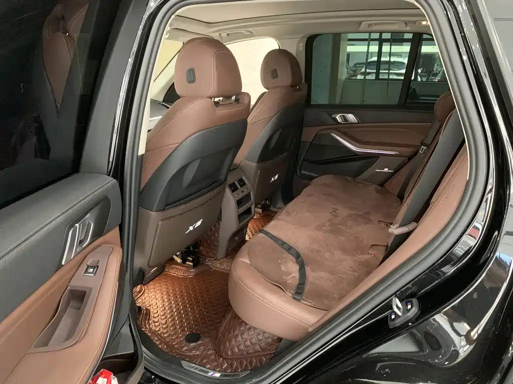 BMW X5 (Import) — миниатюра 9