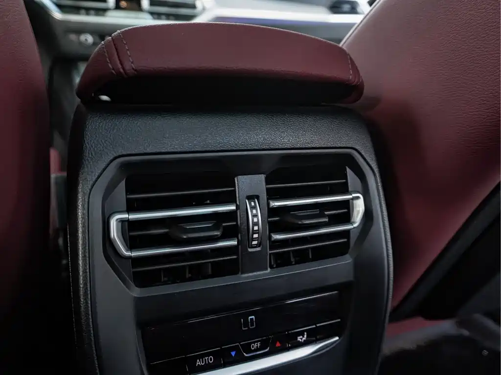 BMW 3 Series — миниатюра 22