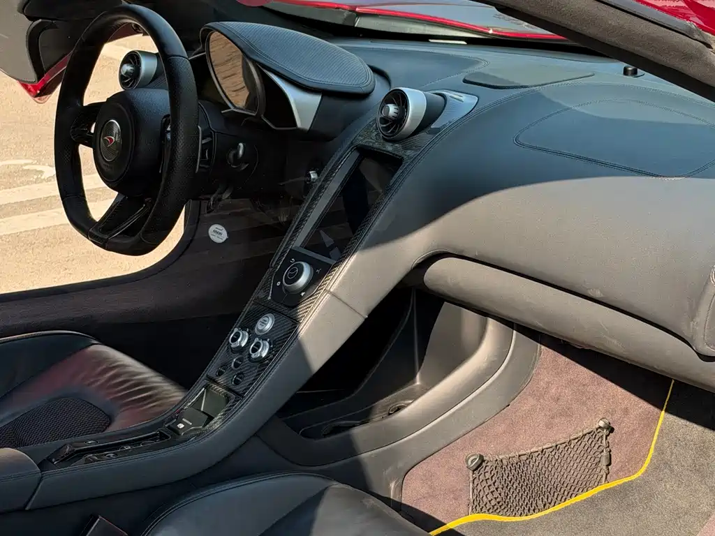 McLaren 12C — миниатюра 14