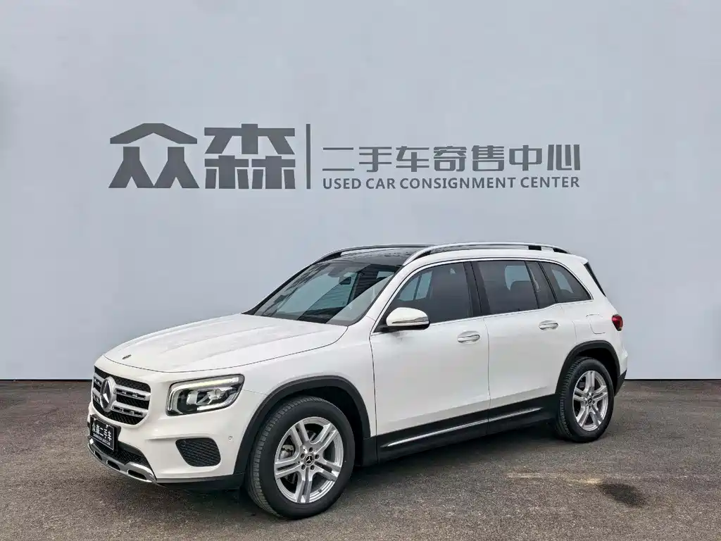MERCEDES-BENZ GLB