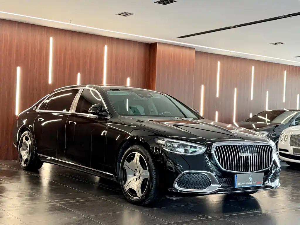 Mercedes-Benz S-Class 2023