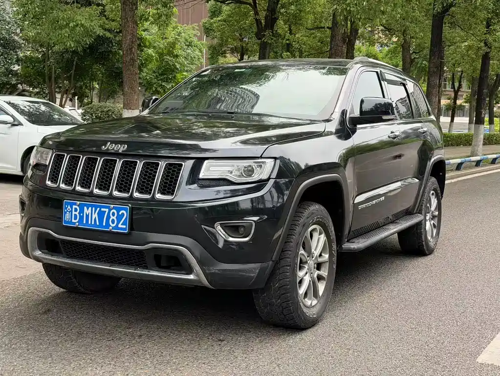 Jeep Grand Cherokee (Import) 2014