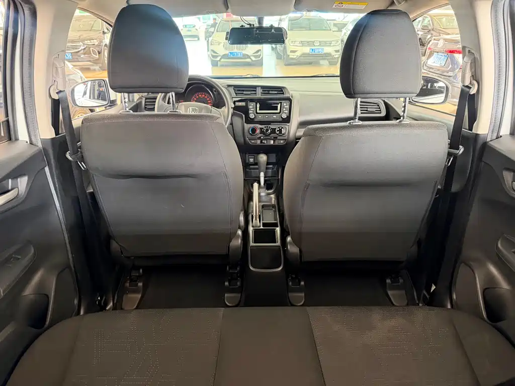 Honda Fit — миниатюра 17