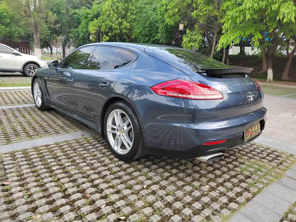 Porsche Panamera — миниатюра 10