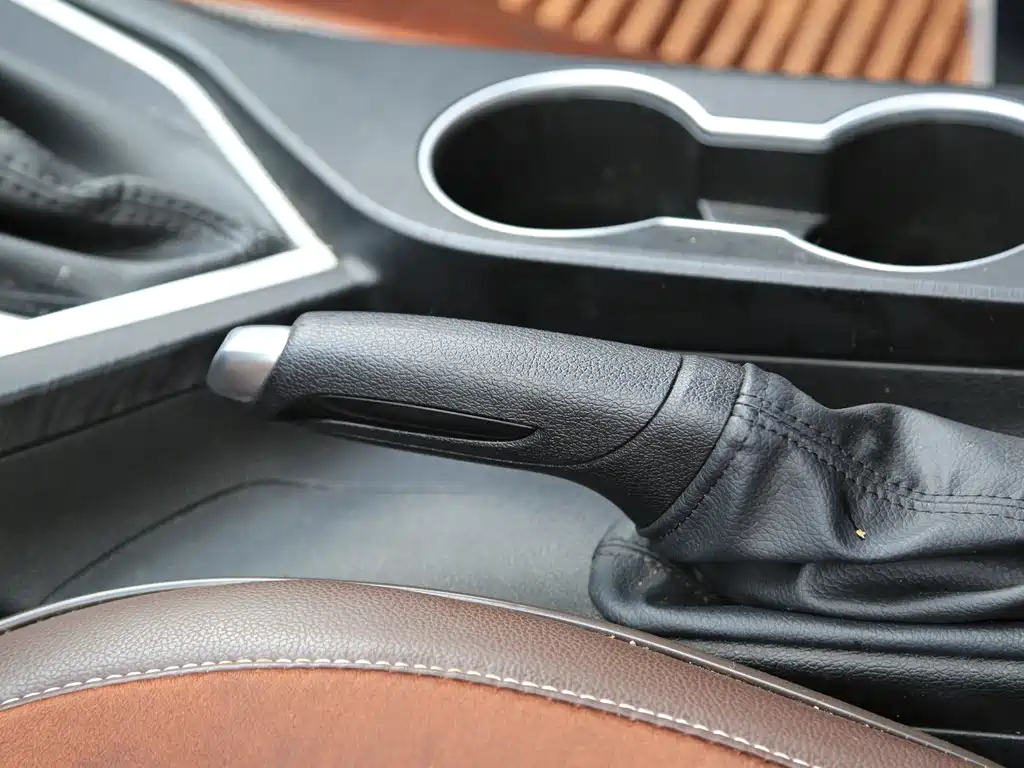 Geely Vision — миниатюра 16