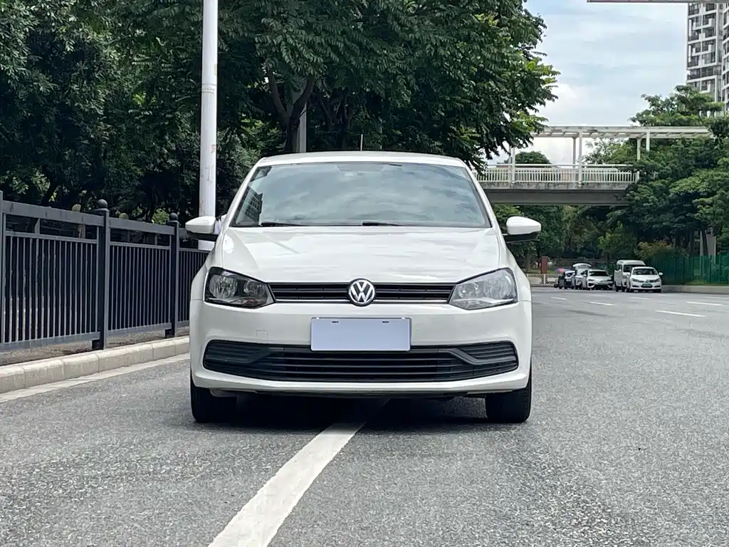 Volkswagen Polo — миниатюра 2
