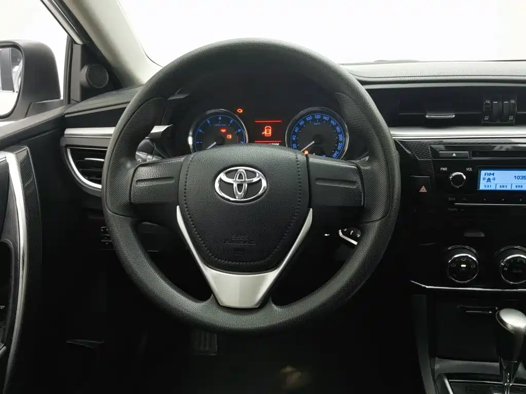 Toyota Corolla — миниатюра 11
