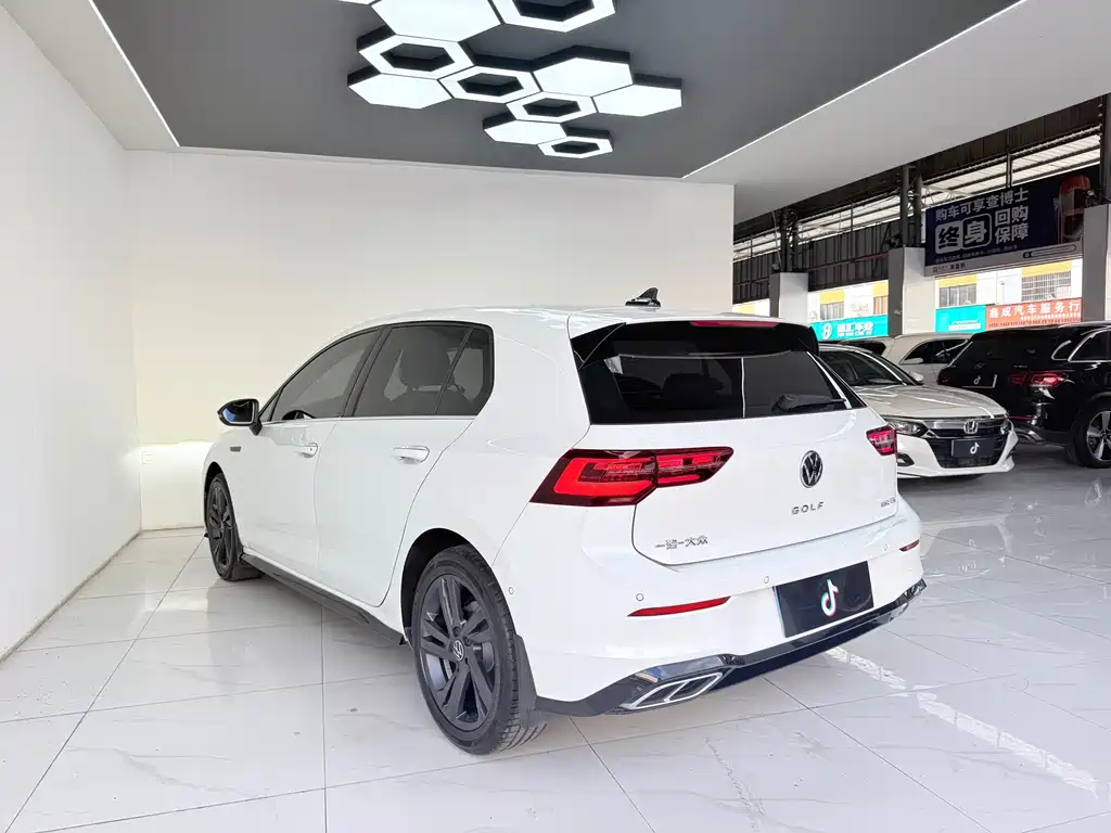 Volkswagen Golf — миниатюра 8