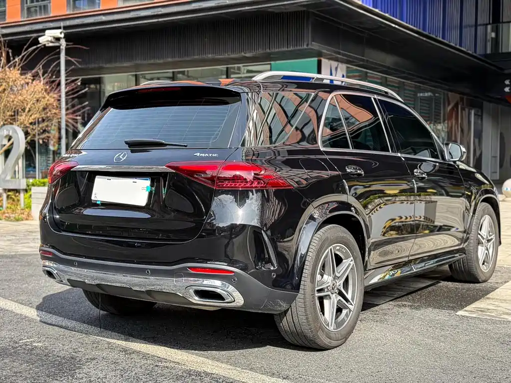 Mercedes-Benz GLE (Import) — миниатюра 6