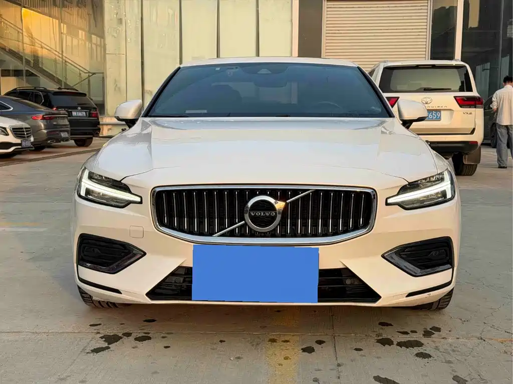 Volvo S60 — миниатюра 2