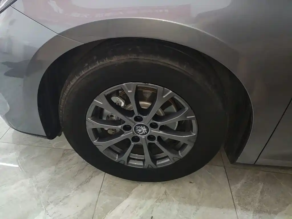 BYD Qin L — миниатюра 23