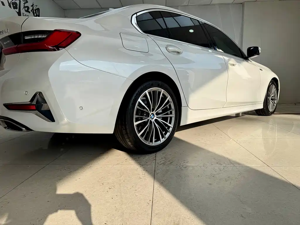 BMW 3 Series — миниатюра 20