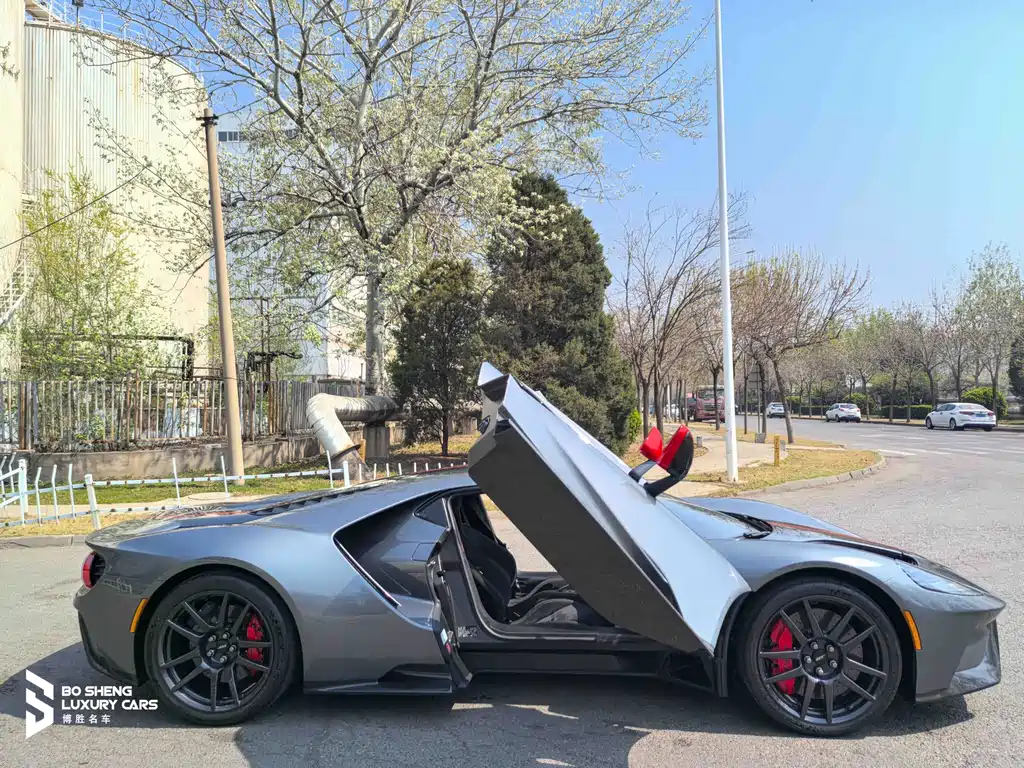 Ford GT 2023 3.5L AT
