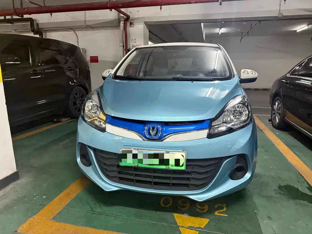 Changan Benben E-Star — миниатюра 2