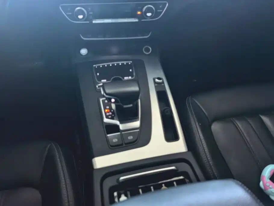 Audi Q5L — миниатюра 16