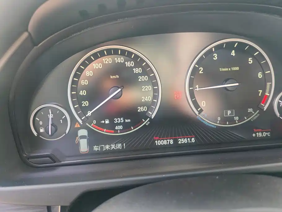BMW X5 (Import) — миниатюра 14