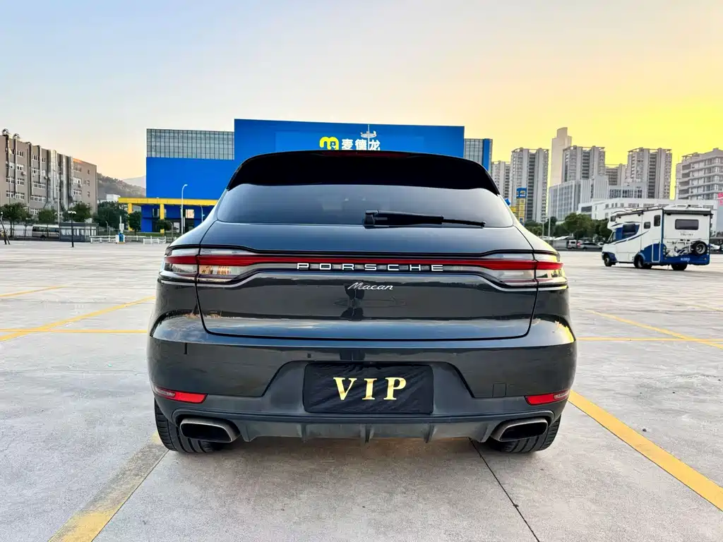 Porsche Macan — миниатюра 8