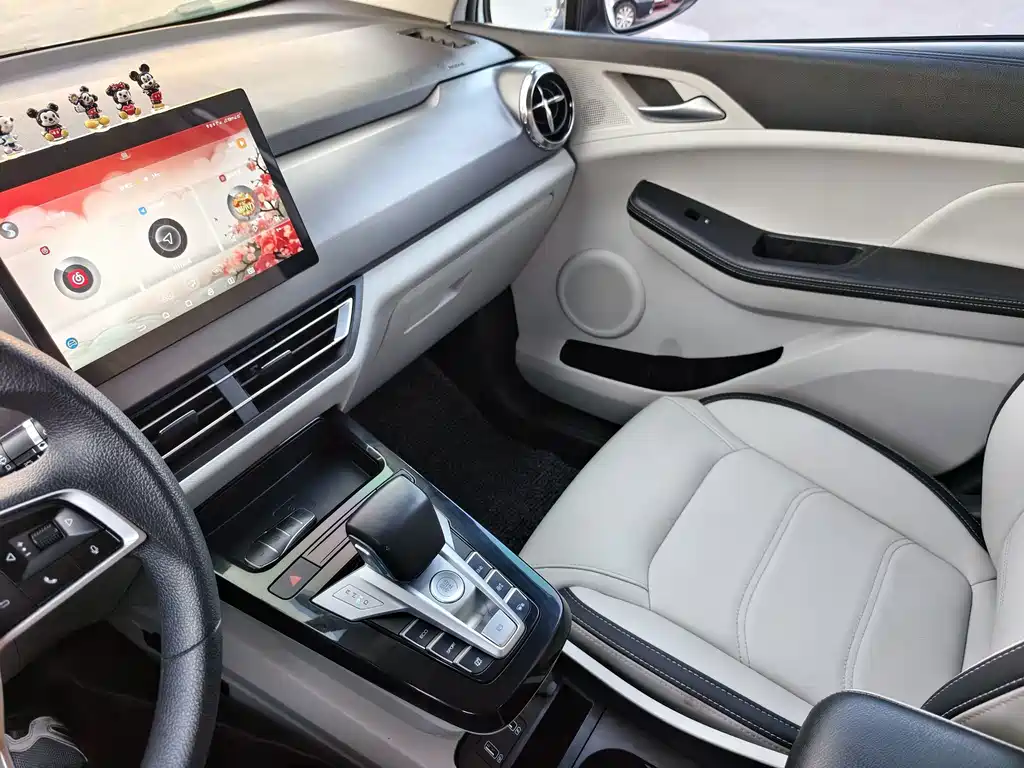 BYD Yuan Pro — миниатюра 12