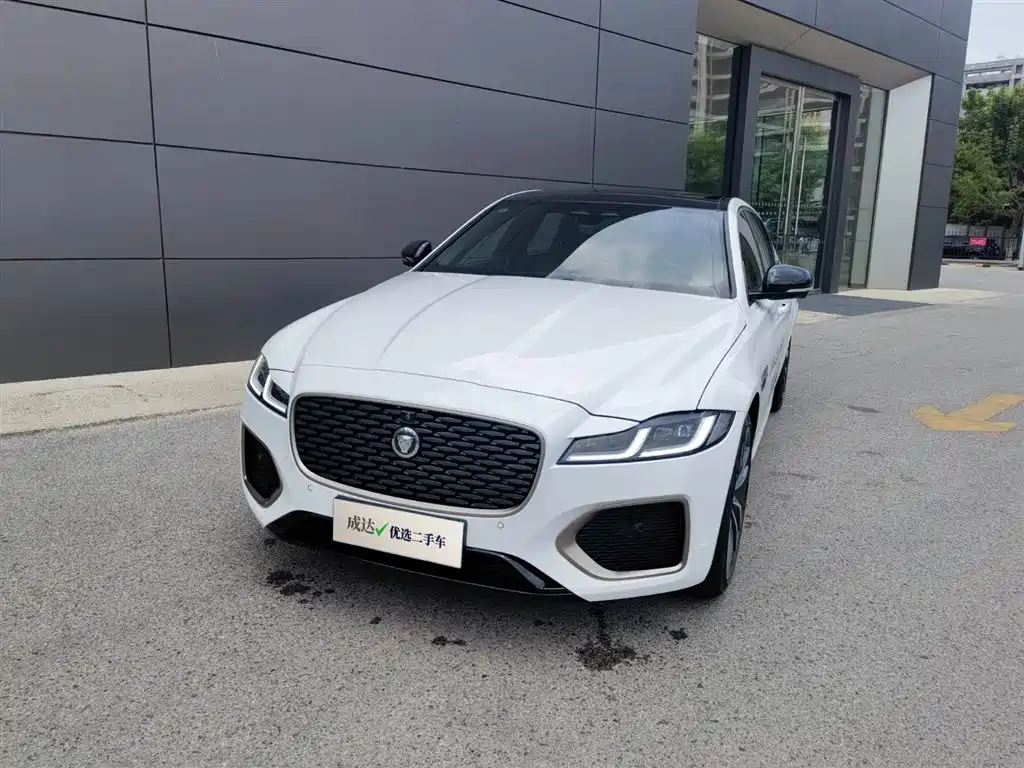 Jaguar XFL 2024