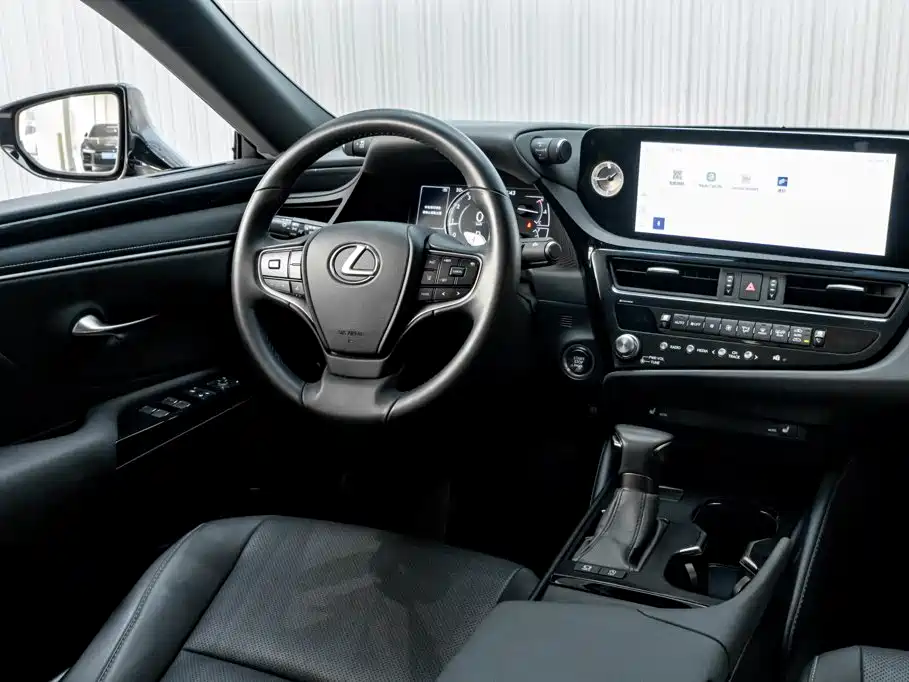 Lexus ES — миниатюра 27