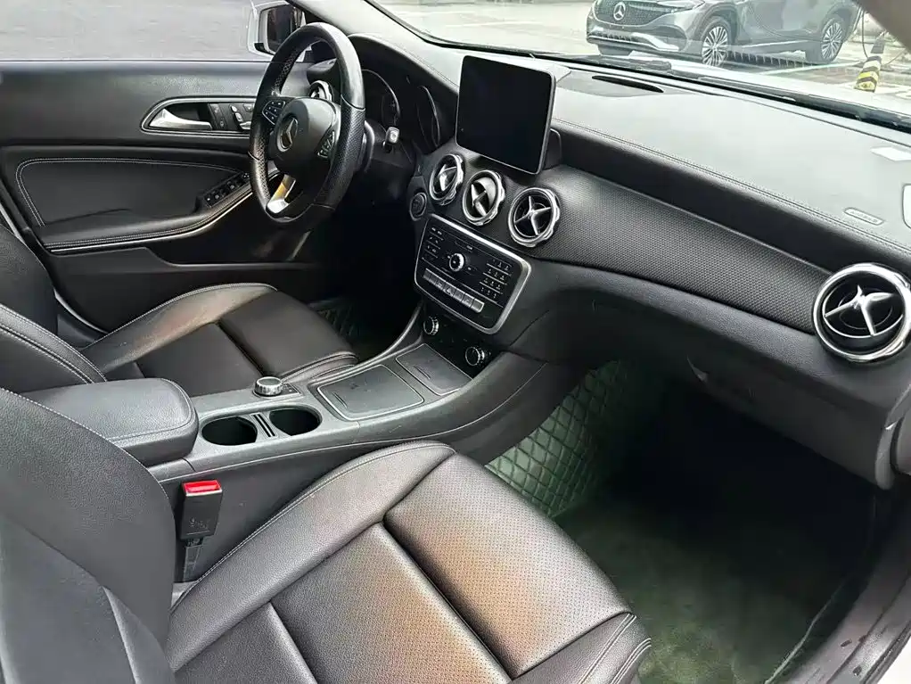 Mercedes-Benz GLA — миниатюра 15