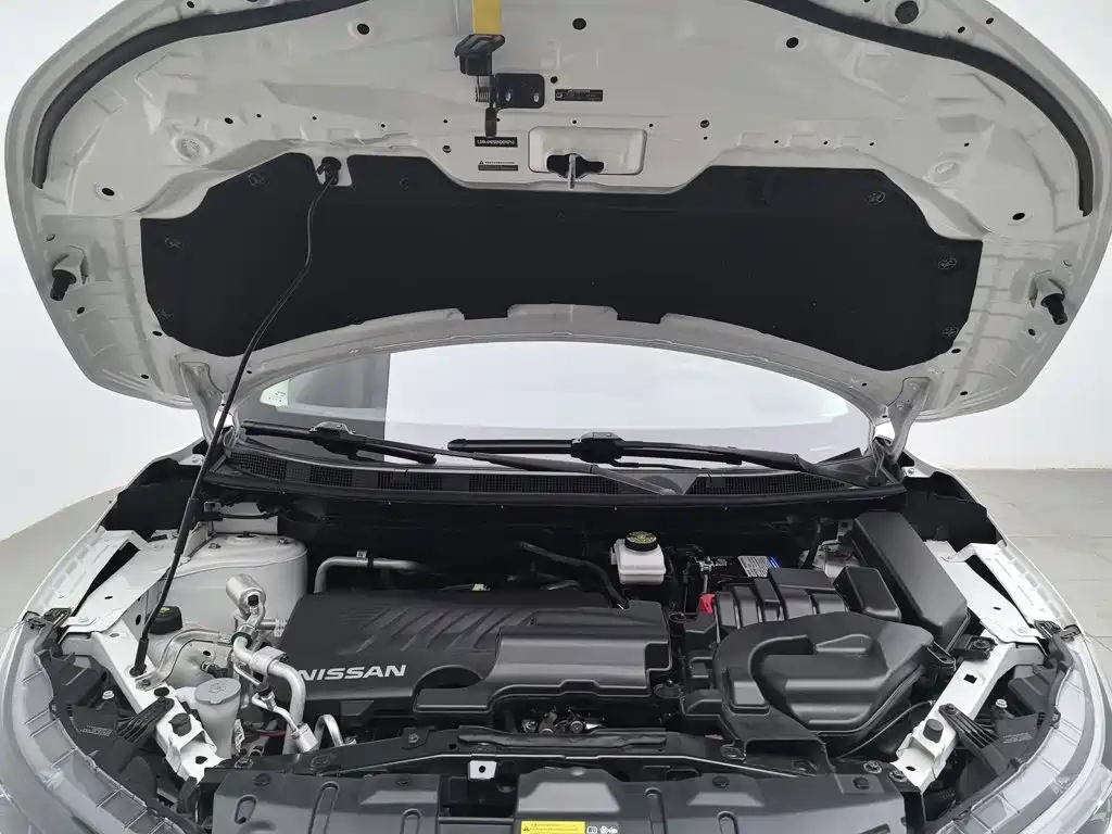 Nissan Qashqai — миниатюра 6