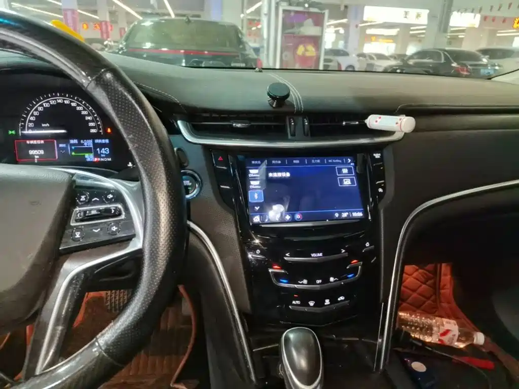 Cadillac XTS — миниатюра 13