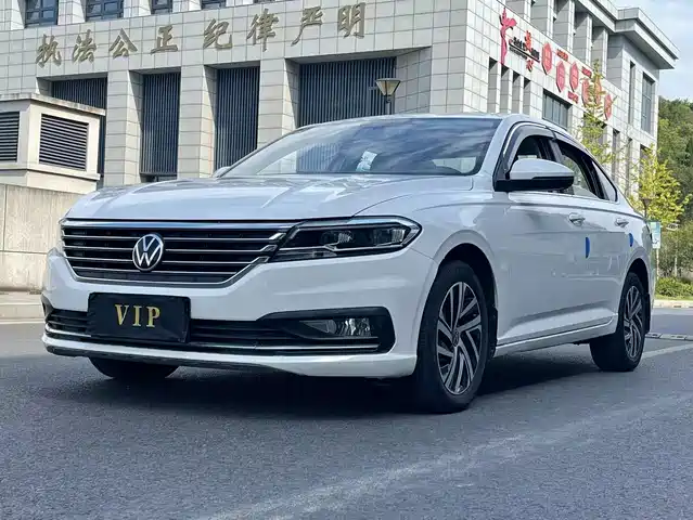 VOLKSWAGEN LAVIDA 2022