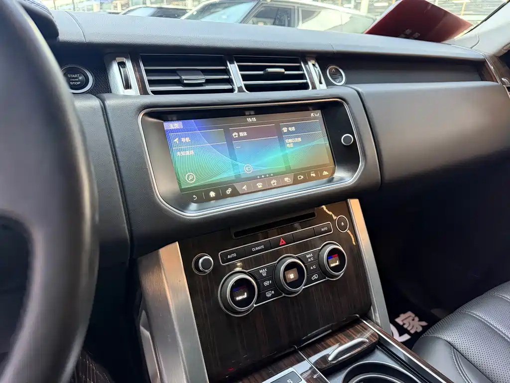 LAND ROVER RANGE ROVER