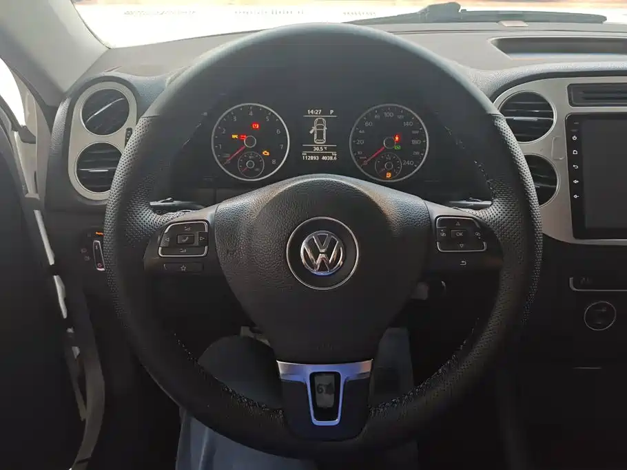 Volkswagen Tiguan — миниатюра 15