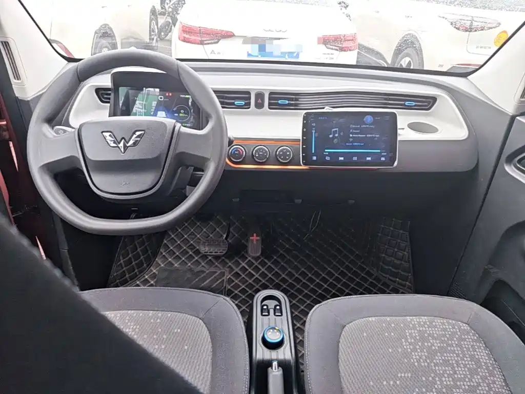Wuling MINIEV — миниатюра 10