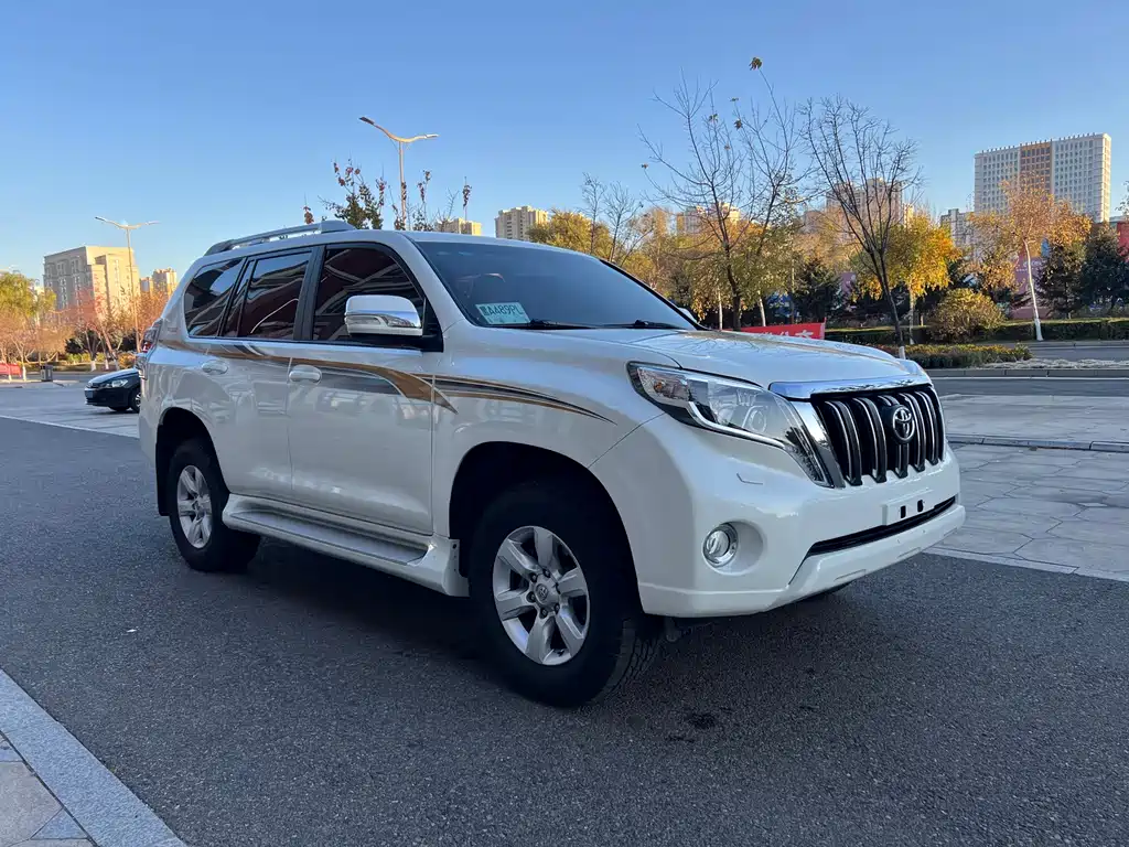 Toyota Prado (Import) — миниатюра 3