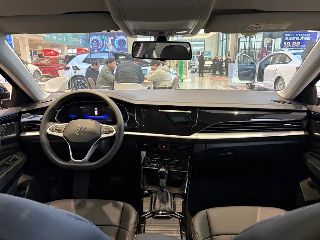 VOLKSWAGEN PASSAT NEW ENERGY