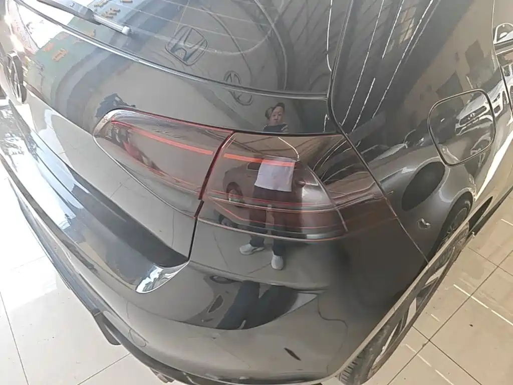 Volkswagen Golf — миниатюра 8