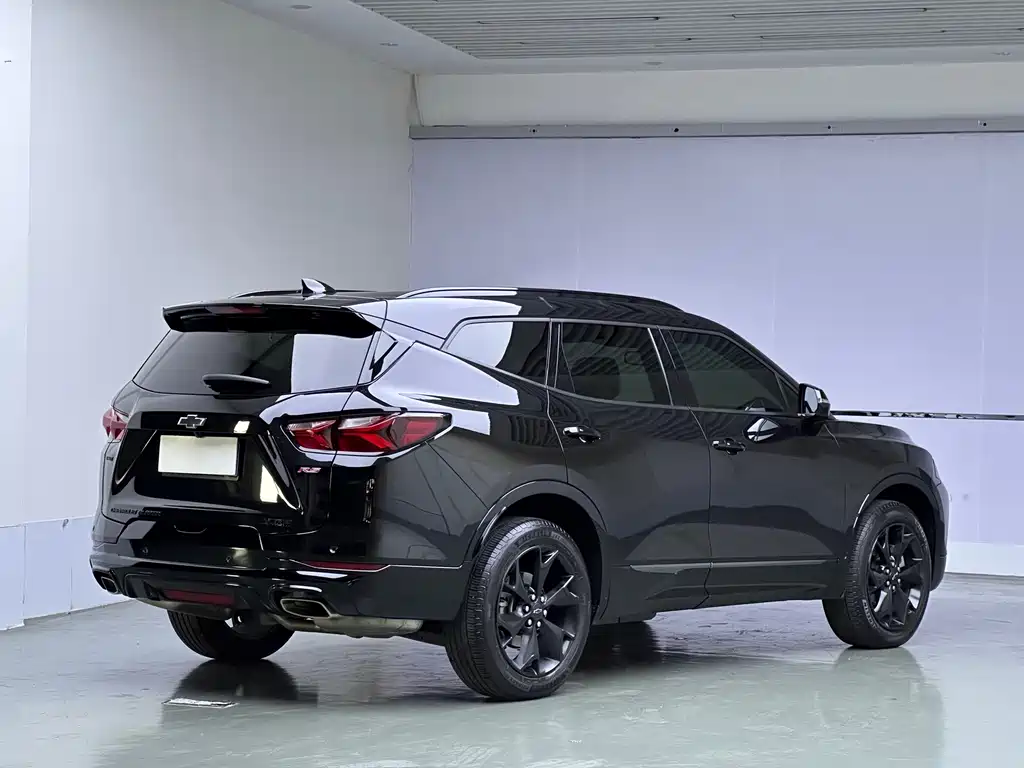 Chevrolet Blazer — миниатюра 6