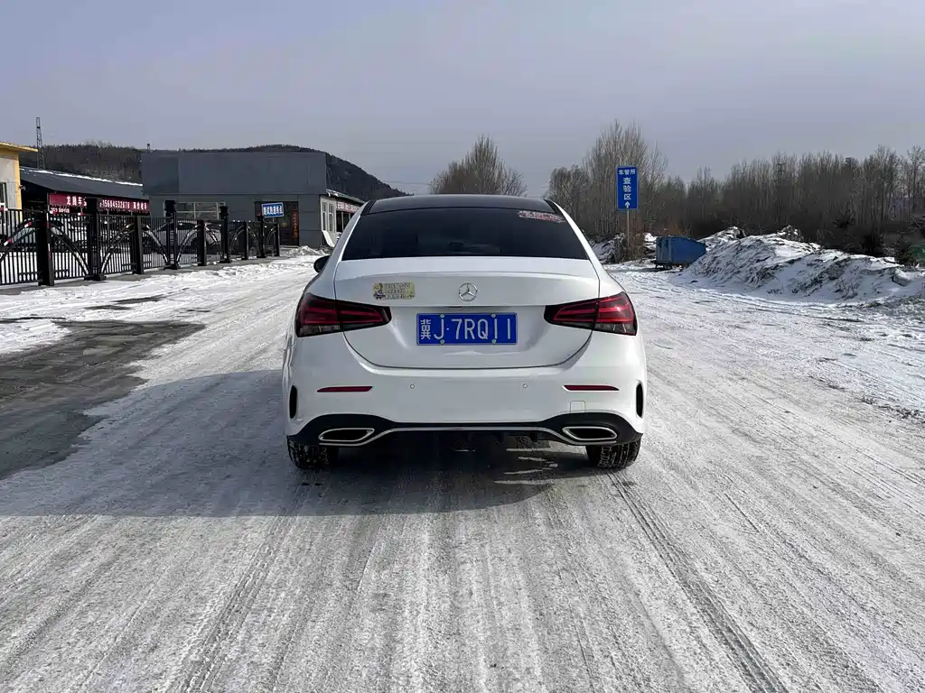 MERCEDES-BENZ A CLASS